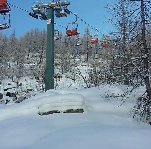 Casa Cervinia Circus Апартаменти *